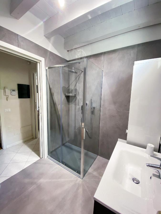 Belvedere Home Ντεζεντσάνο ντελ Γκάρντα Εξωτερικό φωτογραφία