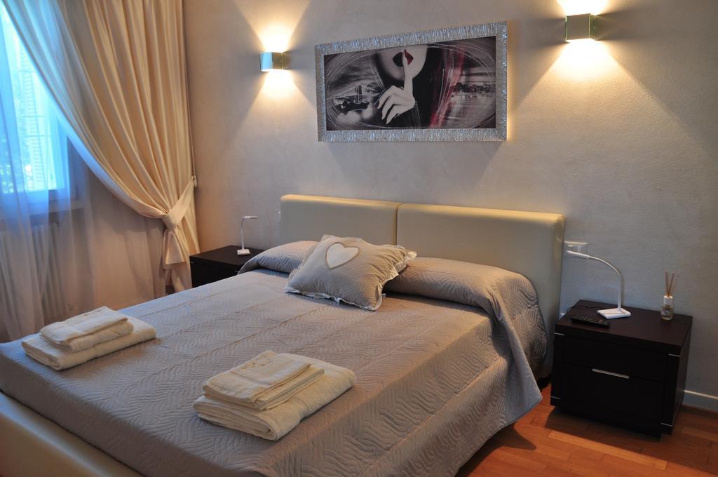 Belvedere Home Ντεζεντσάνο ντελ Γκάρντα Εξωτερικό φωτογραφία